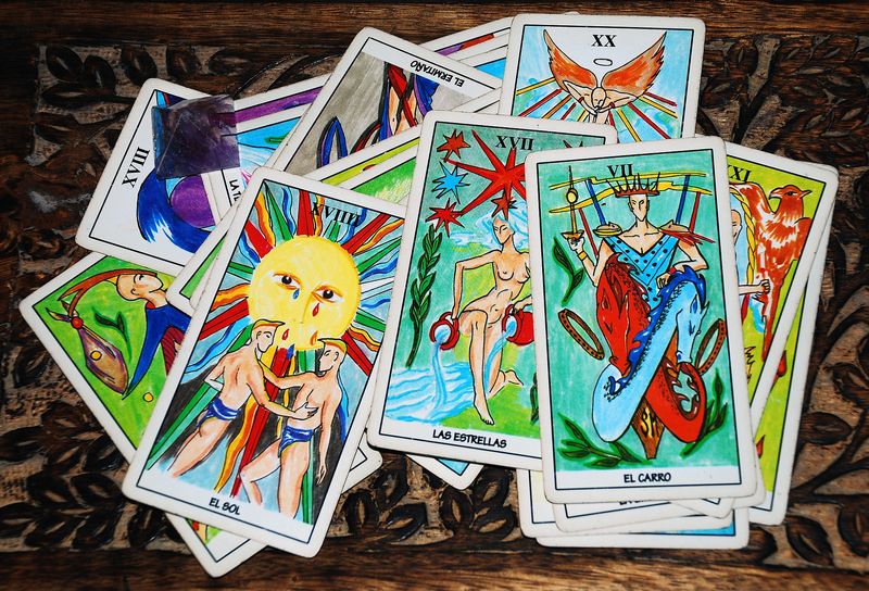 etalare carti tarot