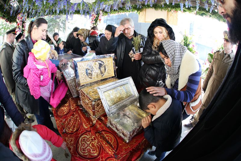 Rugăciunea Sfintei Parascheva. Te ajută să treci peste necazuri