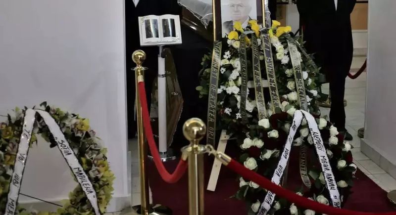 alexandru arsinel sotie, coroana sicriu arsinel, alexandru arsinel a murit