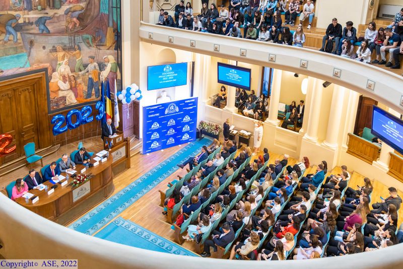 facultati romania care asigura salarii mari