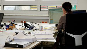 Salariații români vor primi acces la Revisal. Vezi de când va fi posibil acest lucru