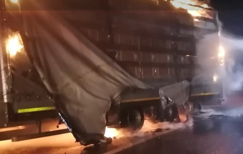 tir in flacari, remorca, incendiu, suceava