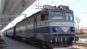 Prețuri mai mari pentru biletele de tren. Cât ar putea plăti călătorii, începând din anul 2023. Decizia CFR