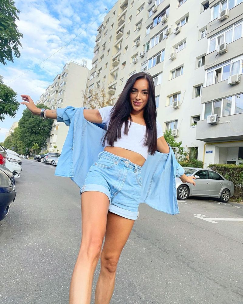 biografie larisa iordache