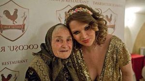 Oana Lis nu și-a mai văzut bunica de mult timp. Bătrâna a ajuns de urgență la spital în aceeași zi cu Viorel Lis „A căzut pe jos și își pierduse conștiința”