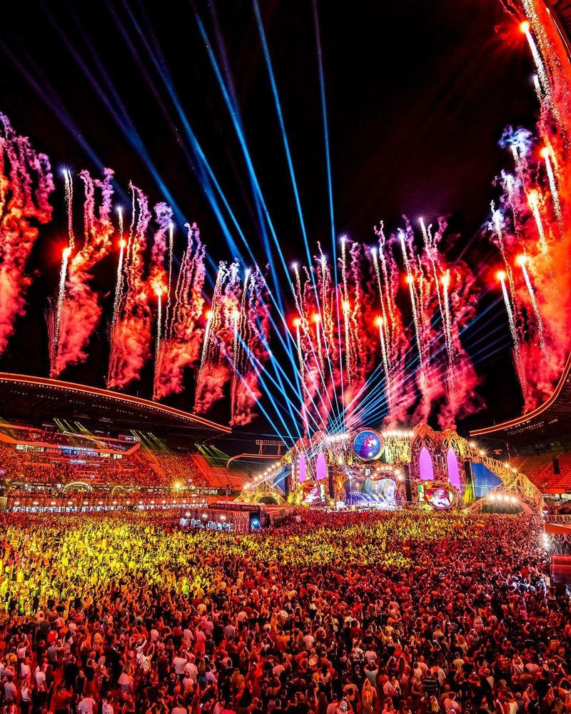 lucruri interesante untold