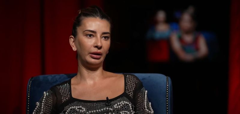 DJ Harra Reacția mamei lui DJ Harra, atunci când a pus muzică topless prima dată! Tânăra a spus totul, după ani buni de carieră