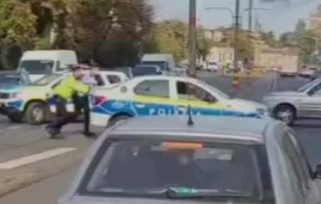 oamenii legi, politia romana, masina blocata