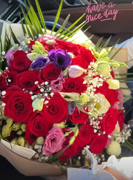 marcela fota, iubit marcela fota, buchet de flori