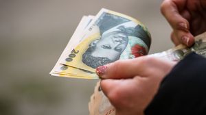 Veste bună pentru elevii de 10 la Bacalaureat și Evaluare Națională. Câți bani vor să le ofere autoritățile