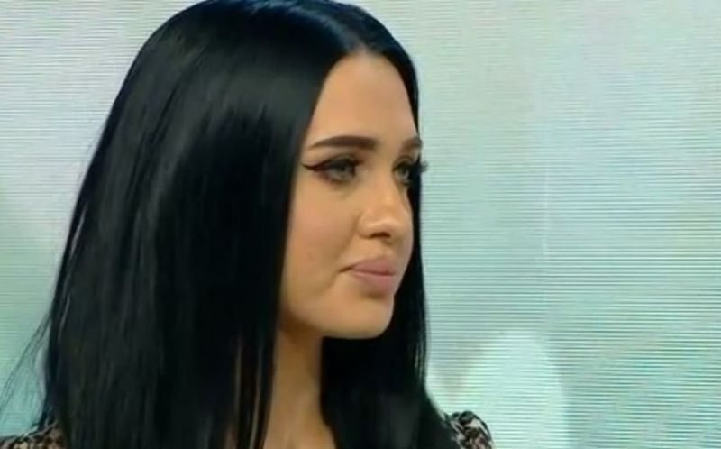 Bianca Comănici &icirc;n lacrimi