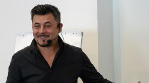 Cum și-a început Cristian Onețiu cariera. „Mă duceam dimineața la ora 6 în târgul de vechituri unde veneau romii cu tot felul de haine la kilogram”