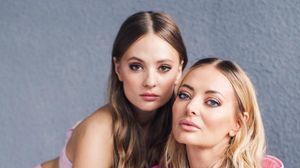 Oana Matache, mamă a doi copii, îi ia apărarea suroii sale. Sora Deliei intervine în scandalul momentului