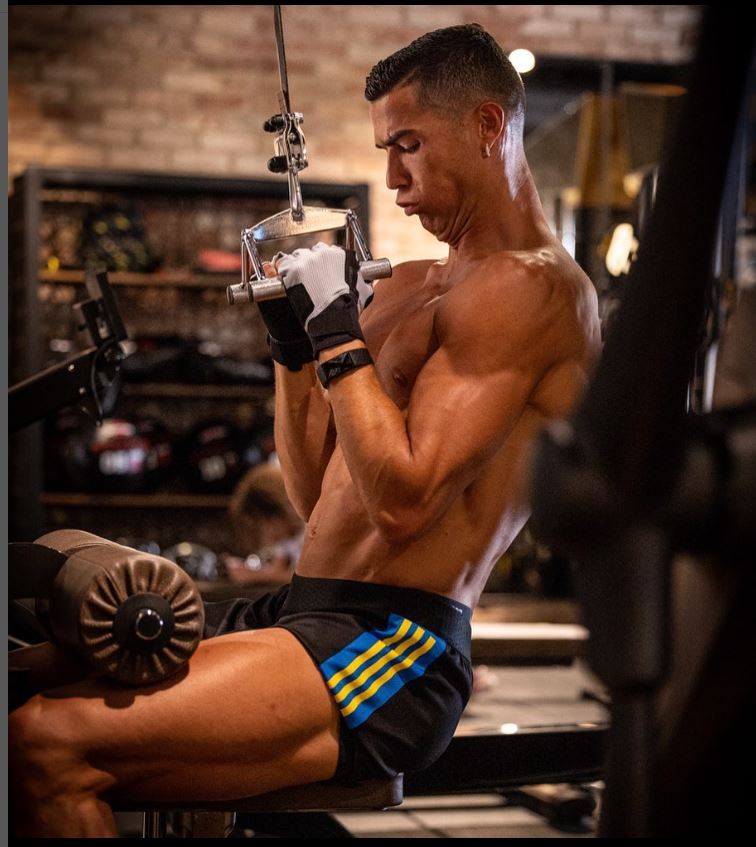 Reacția umilă a lui Cristiano Ronaldo după ce a fost amendant cu 1 milion de lire sterline de Manchester United!