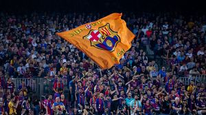 Încă un român în Champions League! Centralul o arbitrează pe Barcelona, la debutul său în Liga Campionilor