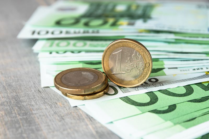 Curs valutar BNR, luni, 31 octombrie 2022