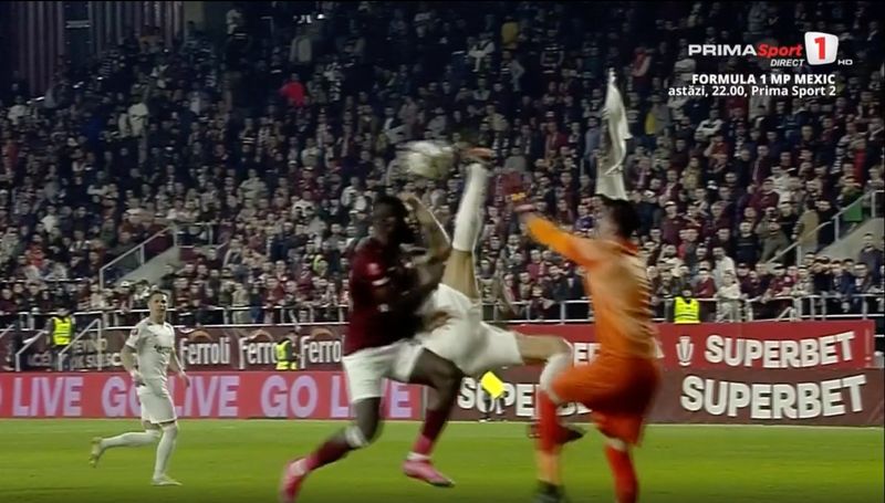 Primul penalty CFR Cluj-Rapid Primul penalty CFR Cluj-Rapid