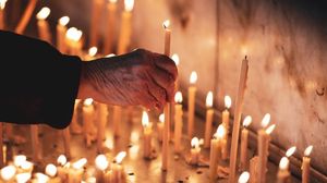 Tradiții la sărbătoarea Luminației 2022. Cum se celebrează Ziua Morților în Ardeal, Maramureș și Banat