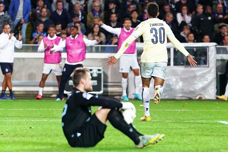 Ultima etapă din grupele Champions League: care sunt cele mai tari meciuri, clasamentul şi echipele calificate