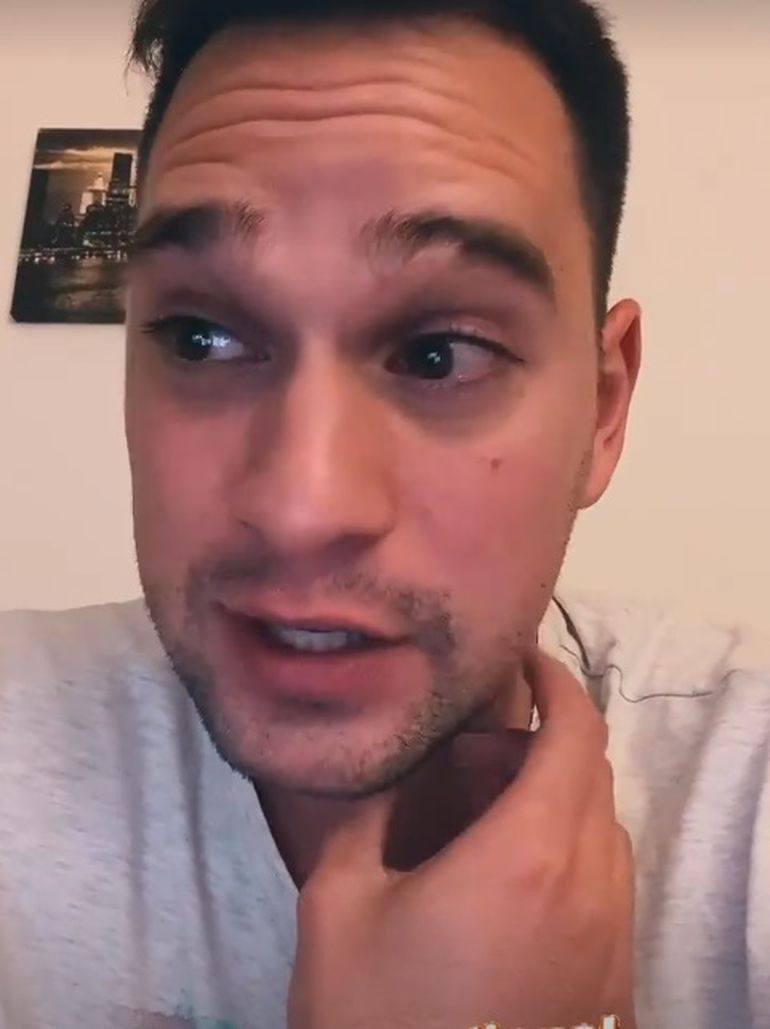 Vlad Gherman s-a filmat in timp ce plangea dupa despartirea de Cristina Ciobănașu