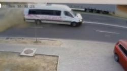 Doi adulți și un copil au ajuns în stare gravă la spital, după ce au fost implicați într-un accident teribil, în Făgăraș. Momentul impactului, surprins de camerele de supraveghere