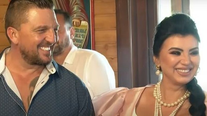 „O să fiu gravidă la nuntă” Adriana Bahmuțeanu a făcut anunțul neașteptat! A început deja pregătirile pentru marele eveniment: „E an cu surprize ăsta”