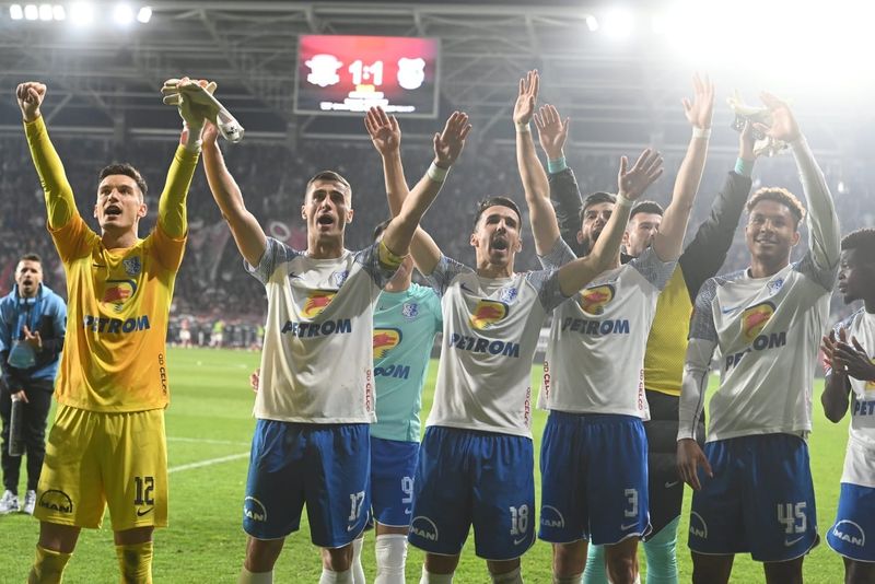 Cupa României: Rapid - Farul. Hagi promite spectacol în Giuleşti. Echipele probabile