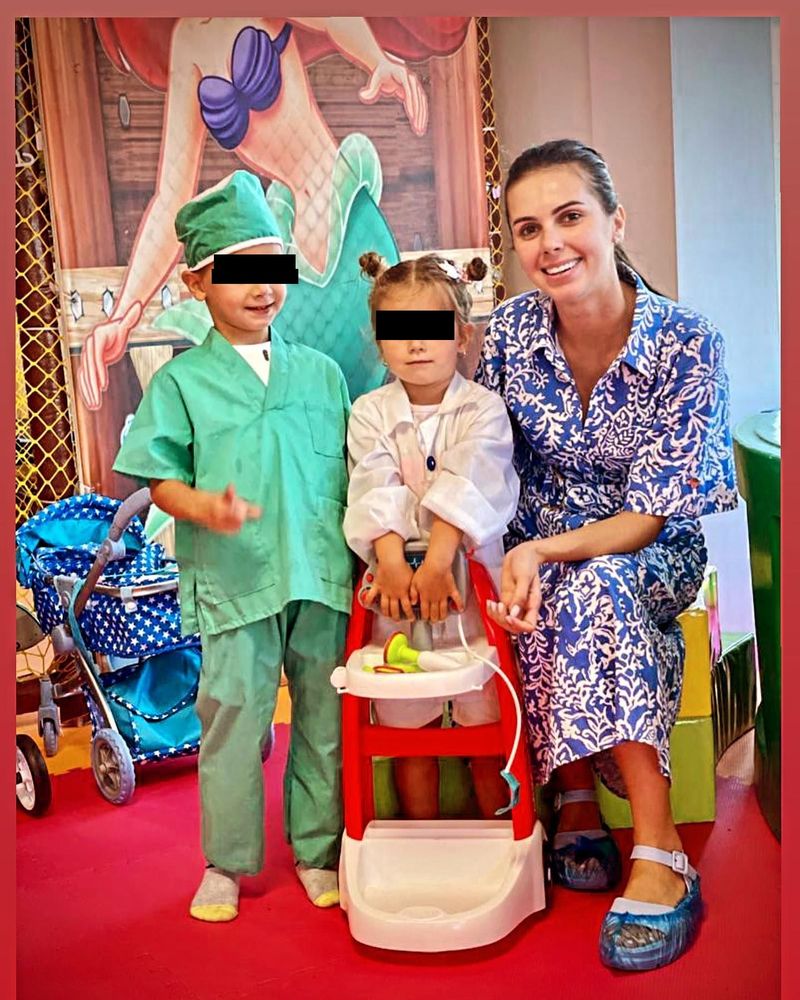 georgiana lobont si cei doi copii