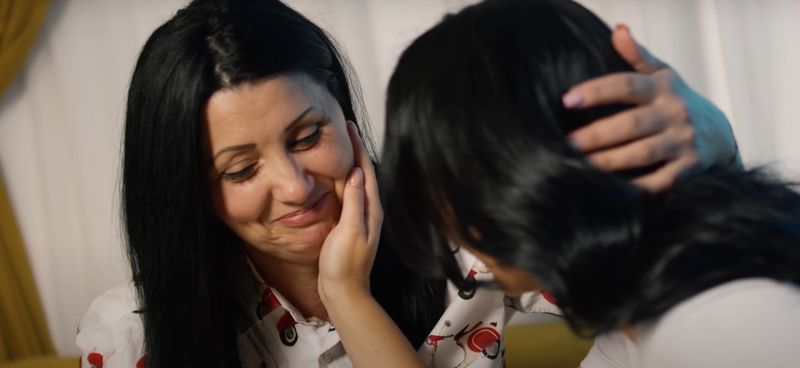 Ella Tina mamă înmormântare