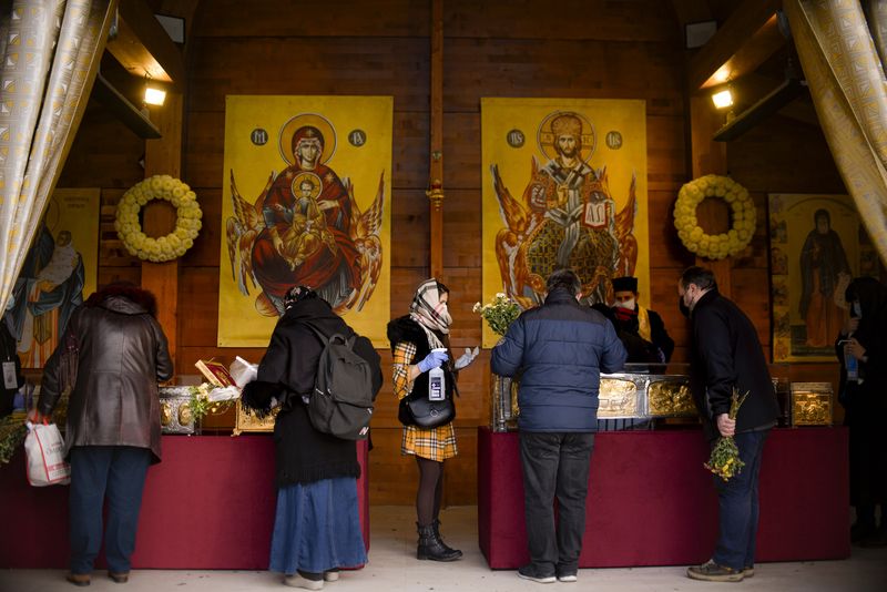 Calendar Creștin Ortodox, 15 noiembrie 2022