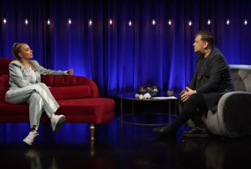 anamaria prodan in oglinda