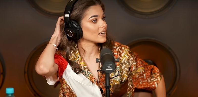 Theo Rose, incident pe platourile de filmare