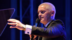 Biografie Virgil Ianțu. Vârstă, studii, carieră, familie. Vezi în ce oraș s-a născut prezentatorul.