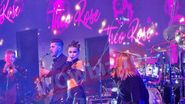  Incendiar! Theo Rose, primul concert după ce s-a aflat că este însărcinată! Tânăra mămică, cu burtica la vedere, a făcut show total | EXCLUSIV