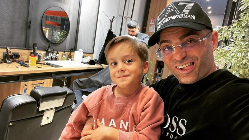 Astăzi are loc botezul fiului lui Pepe, &icirc;n mare secret! Chiar fratele artistului, Miguel, l-a dat de gol