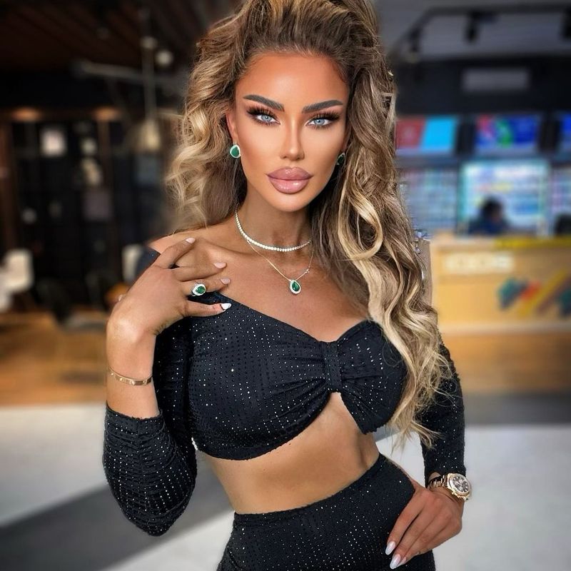 bianca dragusanu