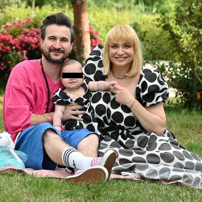 Cristina Cioran și Alexandru Dobrescu copil