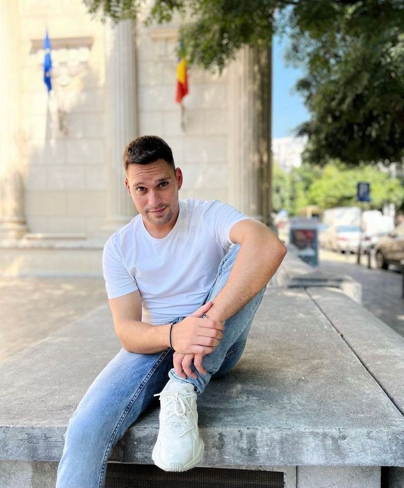 Cine este Vlad Gherman din serialul „Lia”. Tânărul și-a început cariera ca membru în trupa LaLa Band