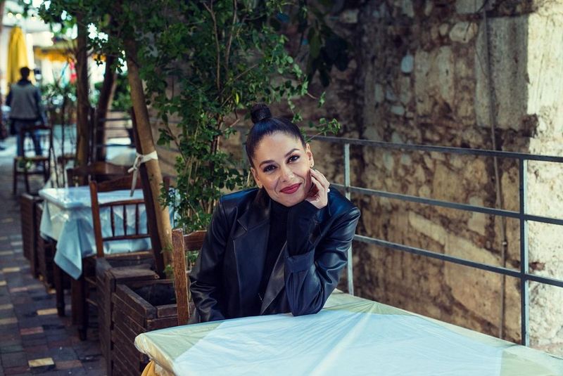 irina fodor, irina fodor toamna, prezentatoare tv, sotie razvan fodor