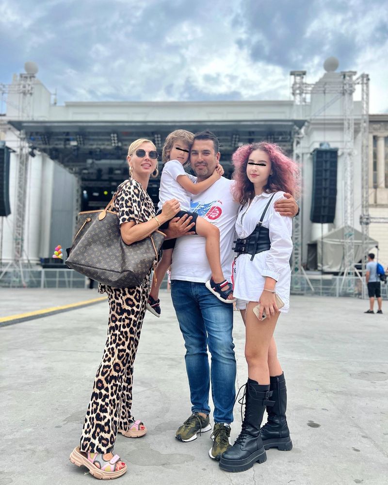 Andreea Bănică, soțul și copiii