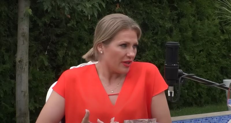 Mirela Vaida atacată
