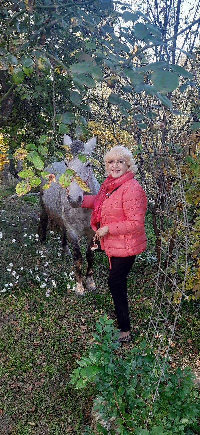 La 73 de ani, Corina Chiriac este pusă pe schimbări radicale