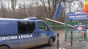 Eroare colosală la INML! Instituția a trimis trupul unei femei, în loc de bărbatul pe care familia trebuia să-l îngroape. Angajații și-au dat seama de greșeală după 3 luni