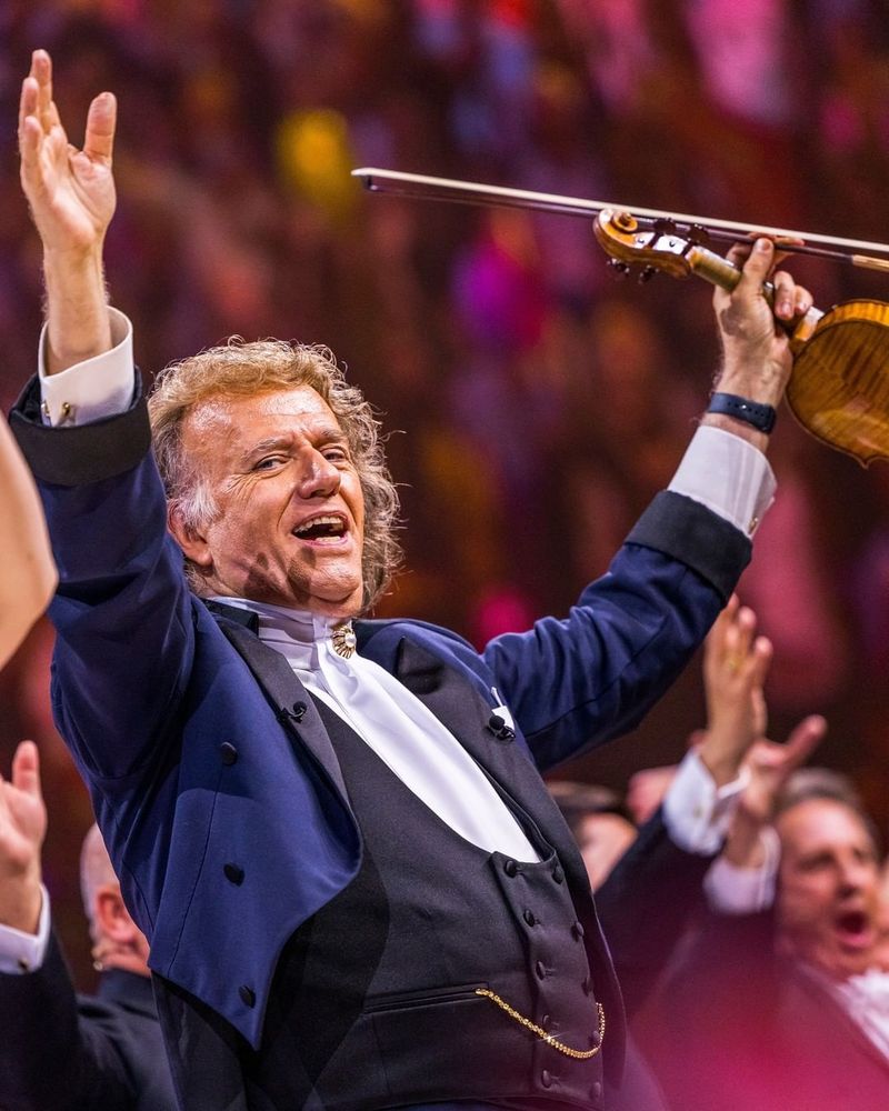 artisti internationali romania 2023