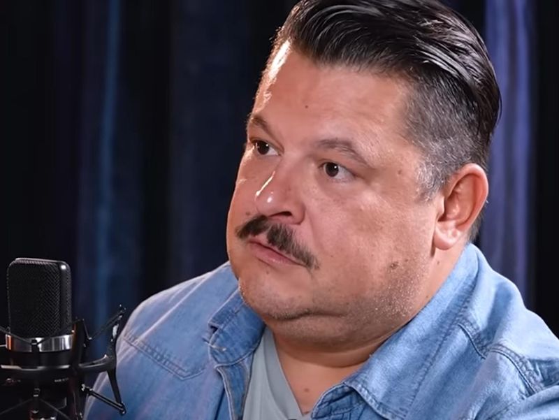 mihai bobonete, psiholog, terapie, podcast, burnout