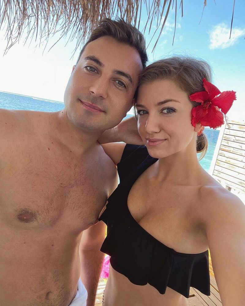 Codruța și Valentin Sanfira părinți