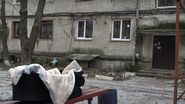 Bebeluș de 8 luni, abandonat în scara unui bloc din Bălți