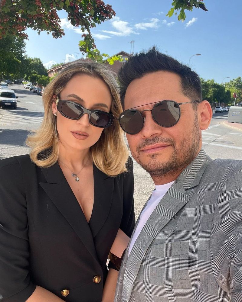 Celebrul actor, Mihai Rait, și-a cerut partenera de viață în căsătorie după doar 3 luni de relație