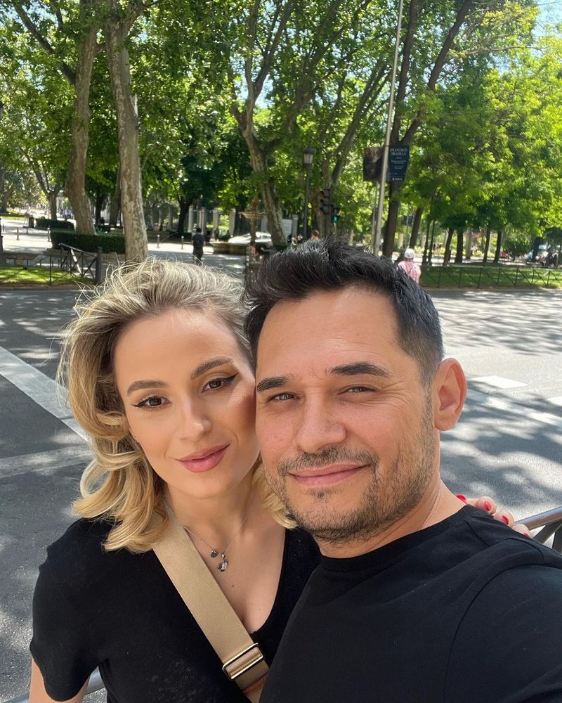 Celebrul actor, Mihai Rait, și-a cerut partenera de viață în căsătorie după doar 3 luni de relație