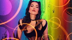 Inna a pozat goală. Imaginea în care artista nu poartă lenjerie intimă a împărțit internetul în două: „Ce zic părinții ei?”